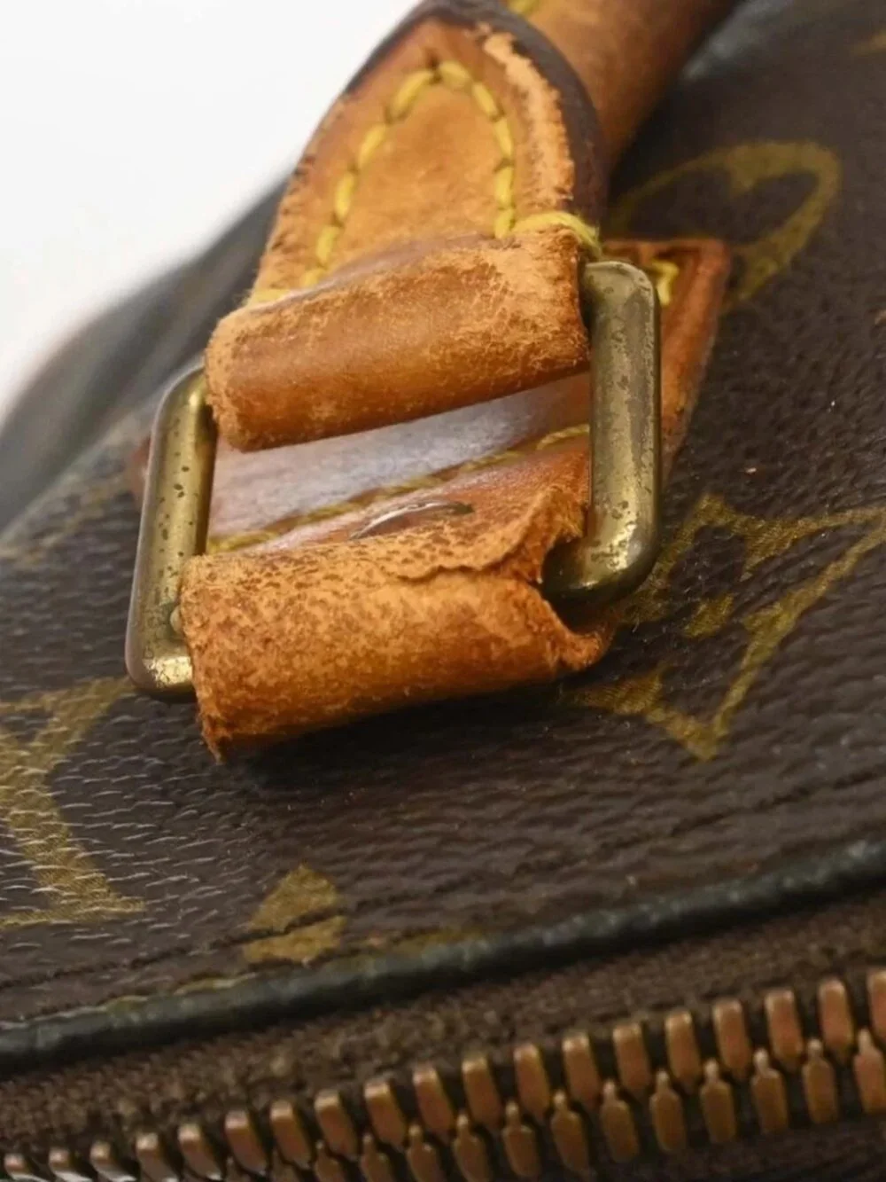 LOUIS VUITTON ALMA HANDBAG MONOGRAM